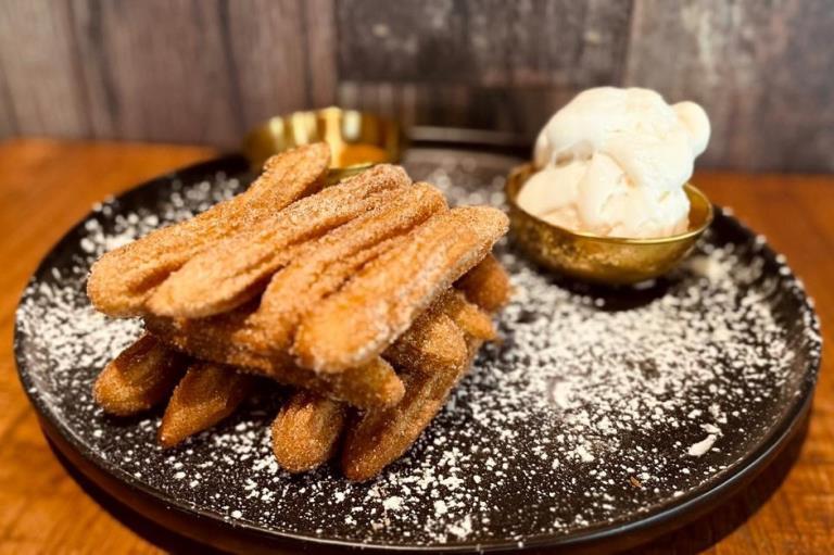 Churros with caramel